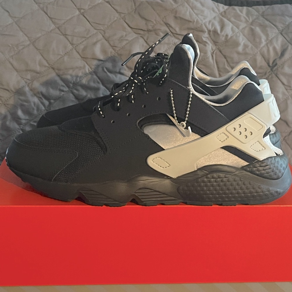 Nike air Huarache F22